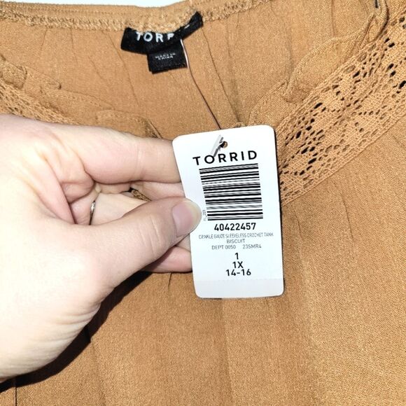 New Torrid Gauze Crochet Tank 1 1X - Picture 5 of 11
